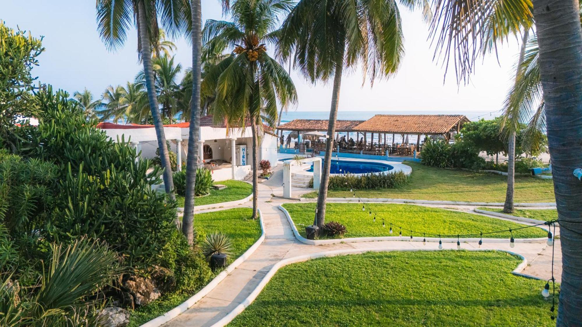 Hotel Tres Santos Тронконес Экстерьер фото